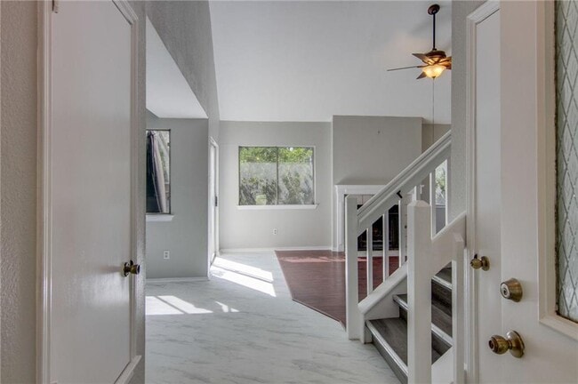 Building Photo - 6415 Jennings Dr
