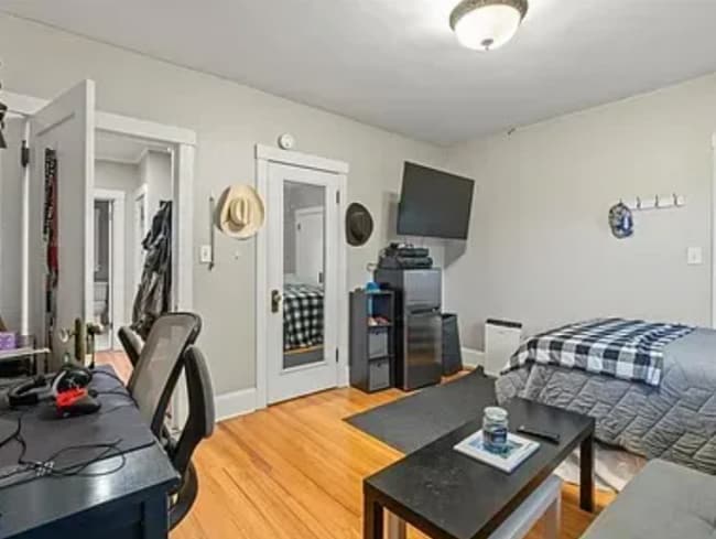 Photo - 460 S 1200 E Apartment