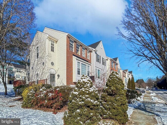 Foto del edificio - 13941 Bailiwick Terrace