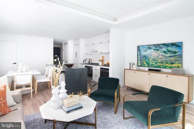 Building Photo - 2 Level Luxury Condo w/ Garage - Eckington...