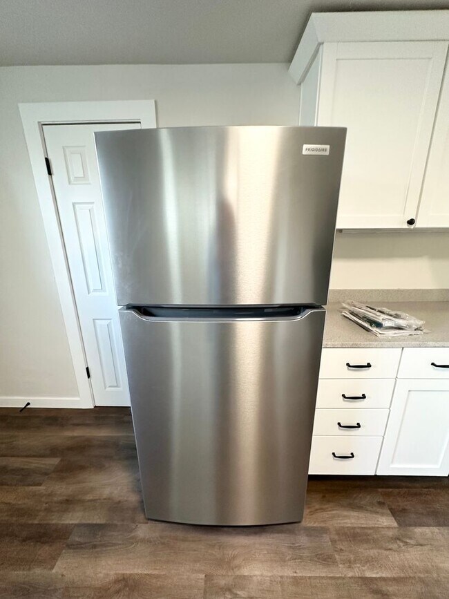 Foto del edificio - Rent with confidence! Across the street from College of Idaho!