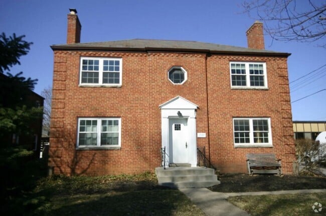 Building Photo - 1537 Ashland Ave