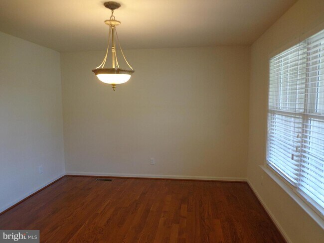 Building Photo - 23280 Greenbrier Rd