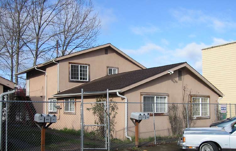 Primary Photo - 5005 Delridge Way SW