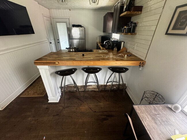 Foto del edificio - Room in Duplex on Polar Rock Pl SW
