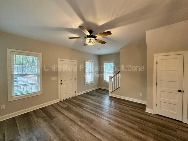 Photo - 70 Arlene Dr House