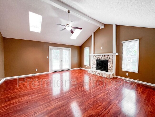 Foto del edificio - 1814 N 78th St