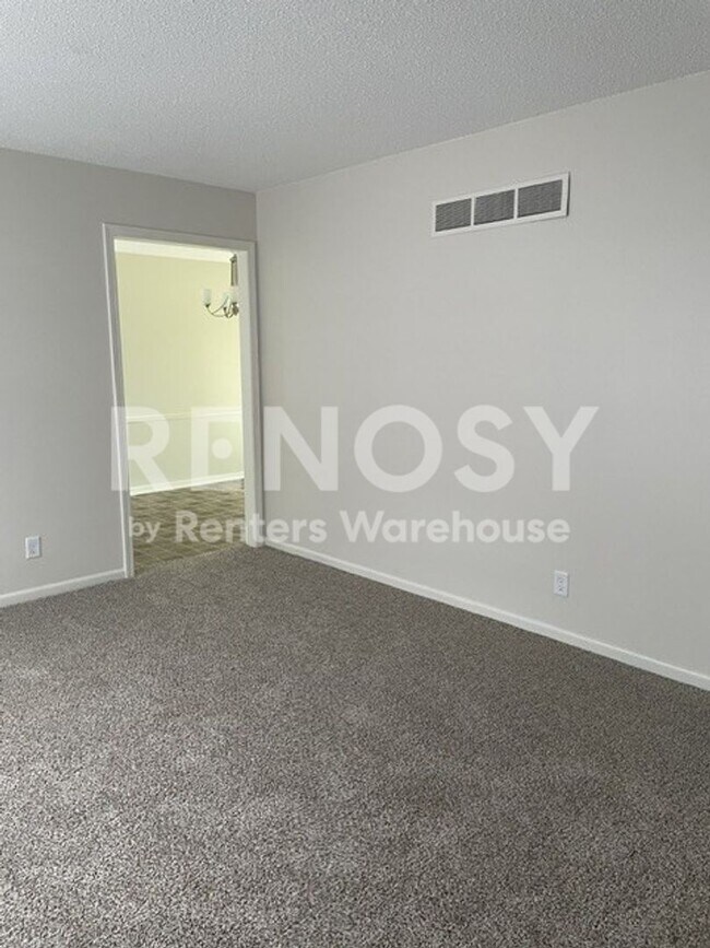 Foto del edificio - 5015 Belmeade Rd