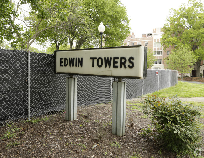 Foto del edificio - Edwin Towers