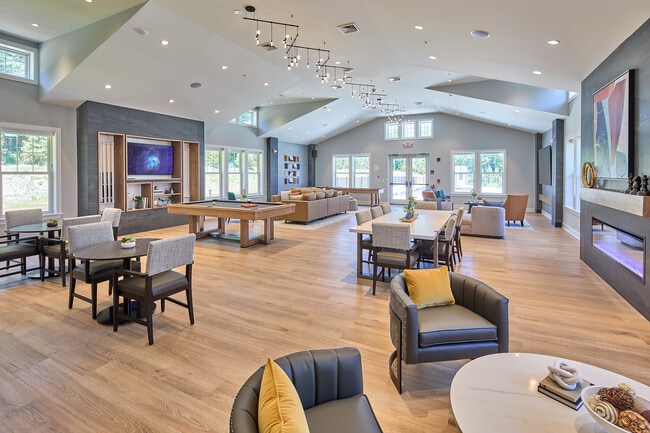 Building Photo - The Reserve at Clarkstown LLC