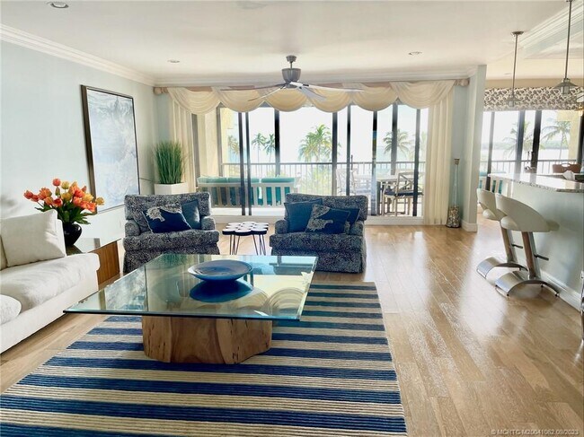 Foto del edificio - 2806 SE Dune Dr