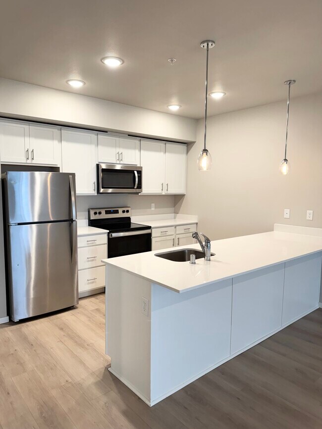 Building Photo - Wyndstone Apartments