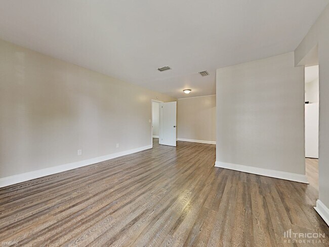 Building Photo - 8419 Stillbrook Ave