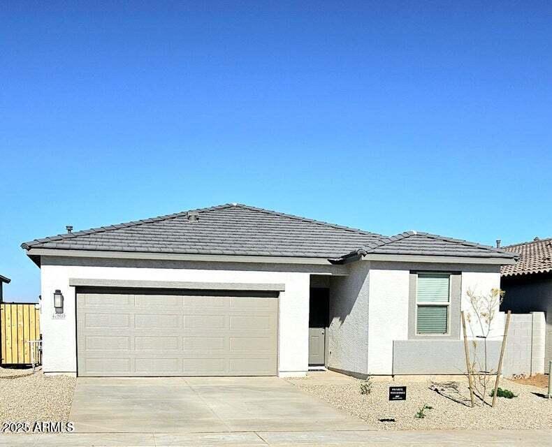 Primary Photo - 47860 W Moeller Rd