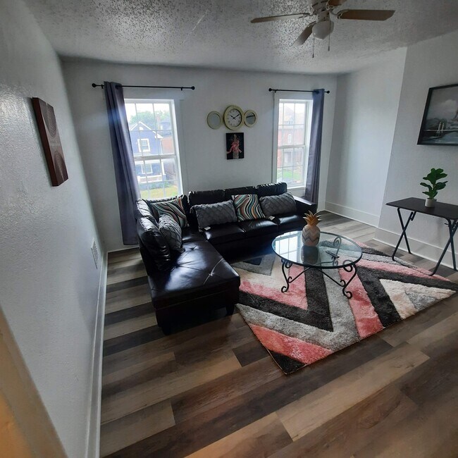 Foto del edificio - 754 Sullivant Ave