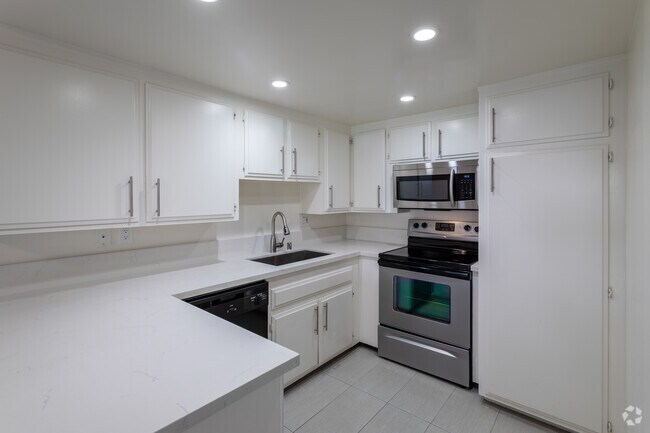 2HAB, 2BA - 1200 ft² - Glendora West Apartments