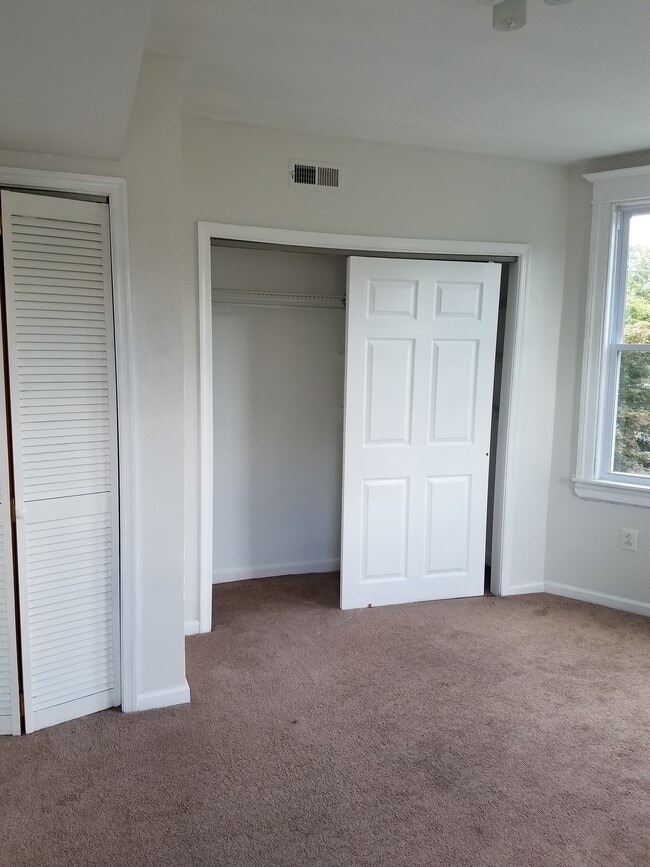 Building Photo - 6306 N 13th St