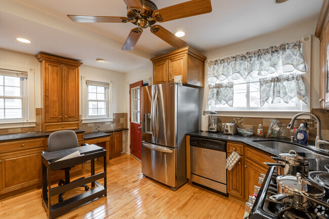 Interior Photo - Beautiful Home Off North Goodwin Ave!!!