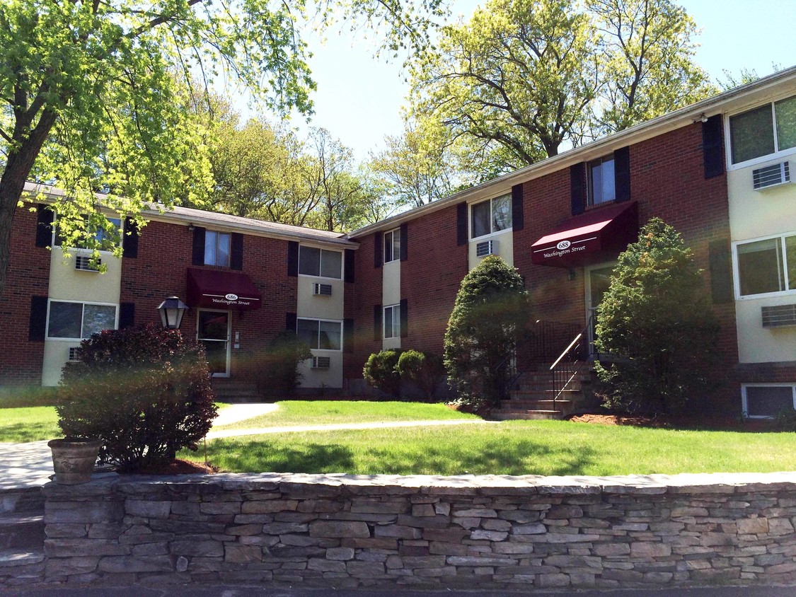 Foto del edificio - 680-688 Washington St