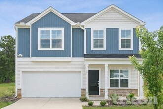 20 Evergreen Ln