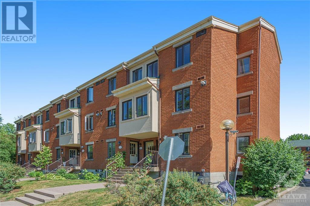 1174 Blasdell Ave, Ottawa, ON K1K 2T7 House for Rent in Ottawa, ON