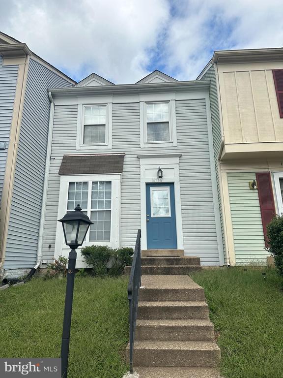 Building Photo - 14746 Green Park Way