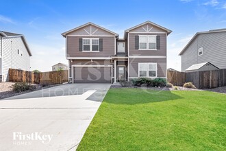 Building Photo - 3644 Saguaro Cir