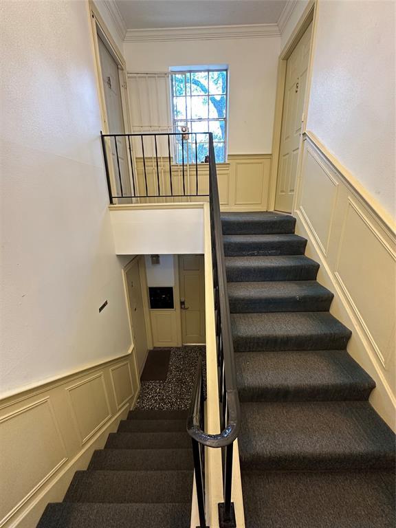Foto del edificio - 5208 Arboles Dr