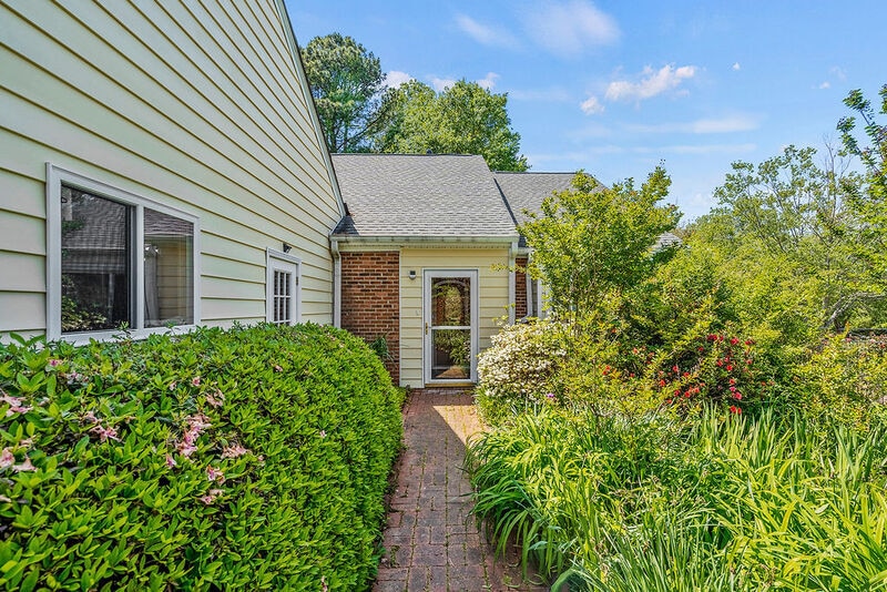 102 Forest Hills Ct, Cary, NC 27511 House Rental in Cary, NC