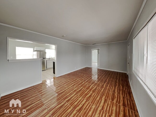 Building Photo - 4406 Hayes Pl
