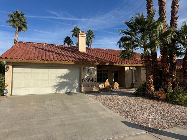 Foto del edificio - 68640 Tachevah Dr