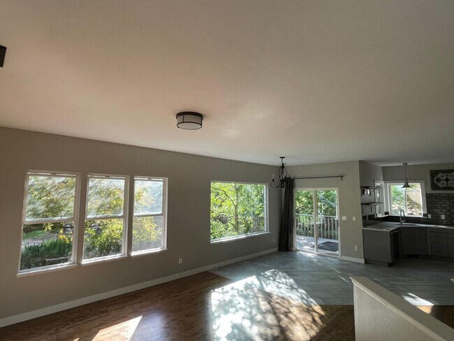 Foto del edificio - 5 Bedroom Single Family Home in Fort Collins