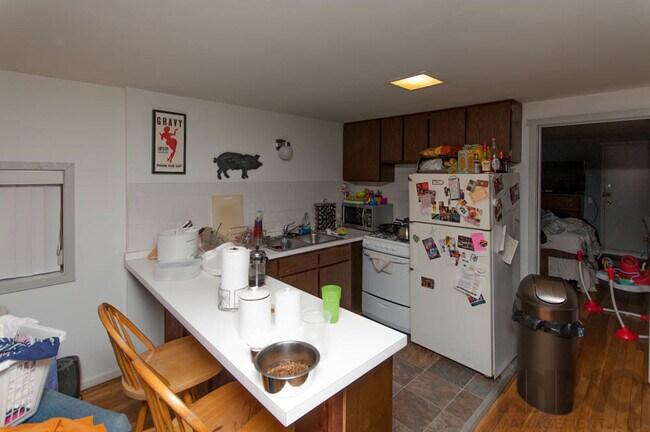 Foto del edificio - 831 W Wrightwood Ave