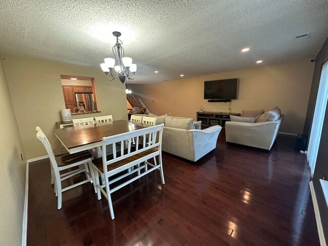 Foto del edificio - 26 Catherine Ct