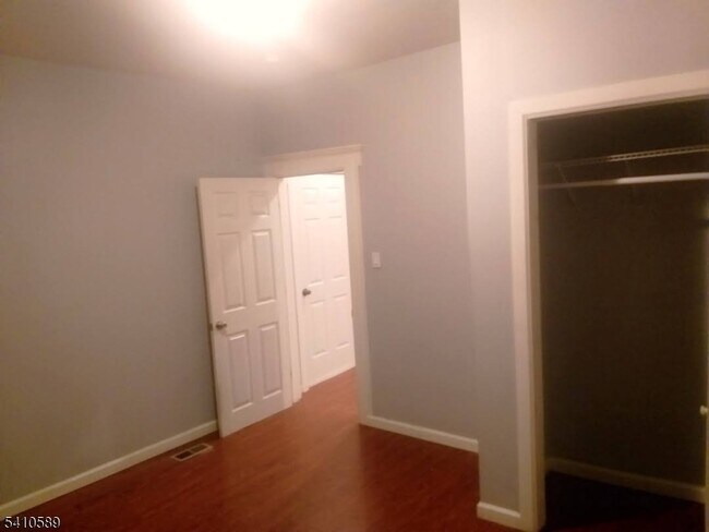 Foto del edificio - 712 S Park St