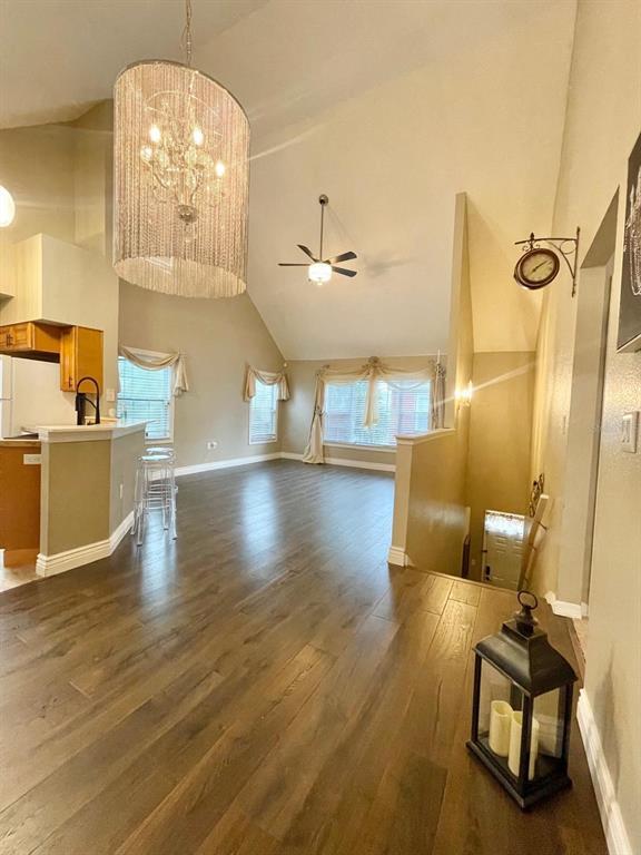 Foto del edificio - 9646 Lake Chase Island Way