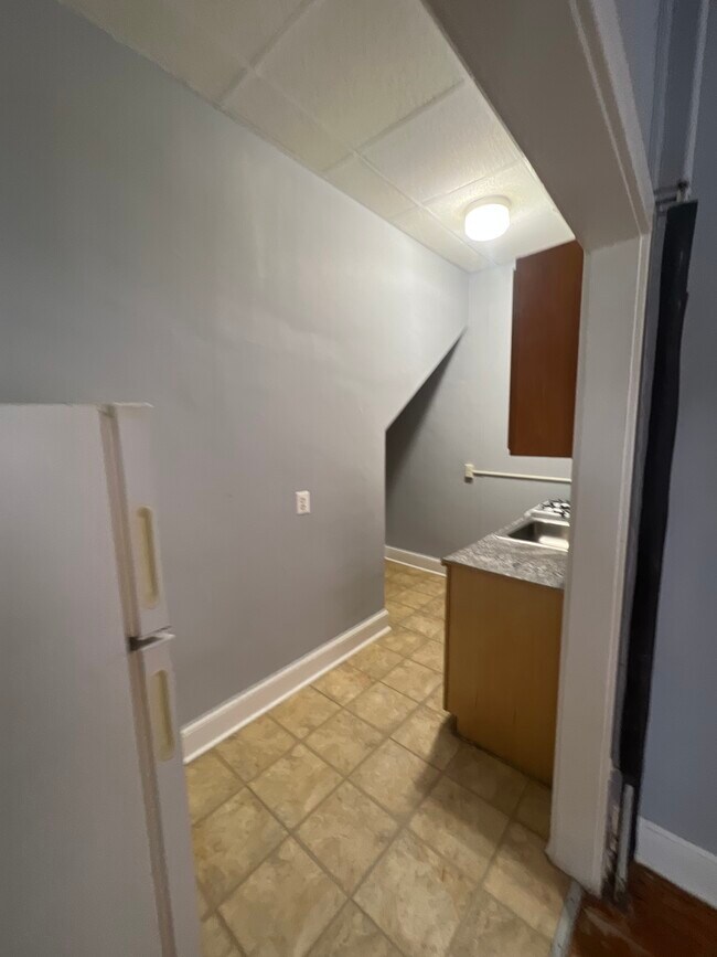 Foto del edificio - 822 N Adams St