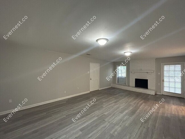 Building Photo - 5733 Fox Bend Ave