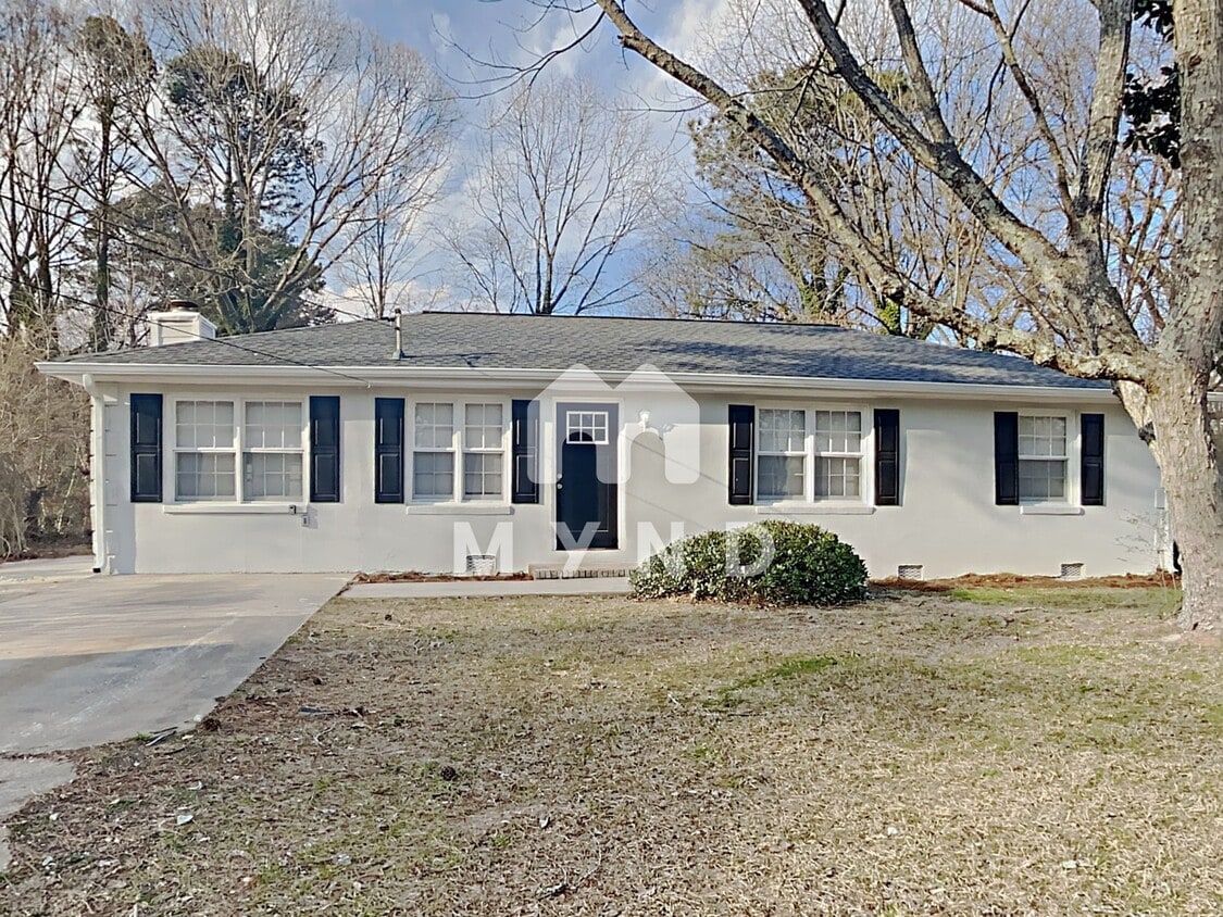Primary Photo - 585 Oak Way