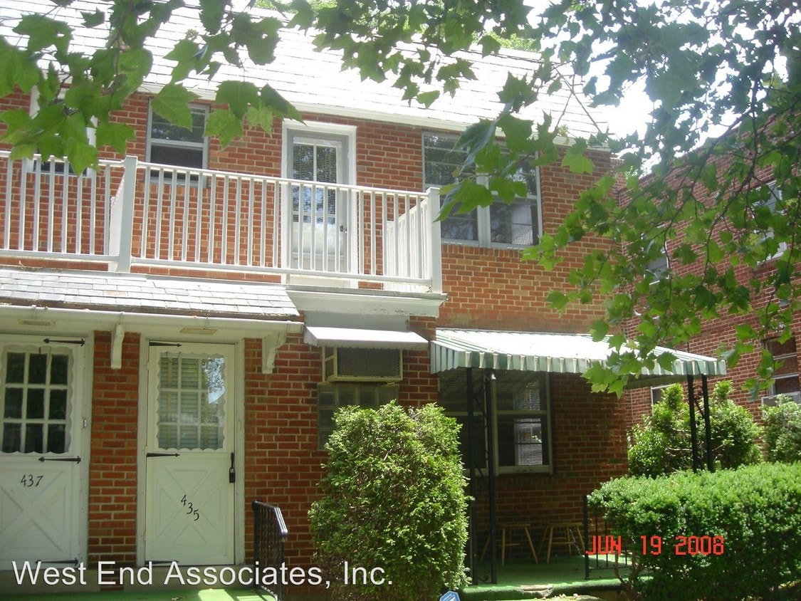 433435 N 22nd St, Allentown, PA 18104 Room for Rent in Allentown, PA