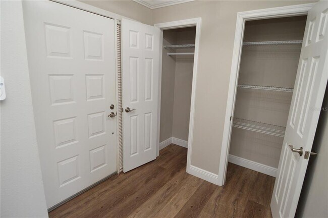 Foto del edificio - 6330 Grand Bahama Cir