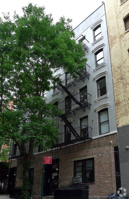 Foto principal - 307 Mott Street