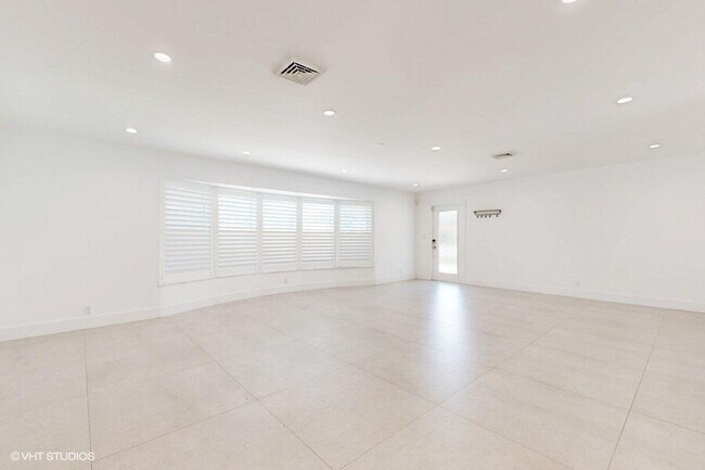 Foto del edificio - 200 SW 6th Ave
