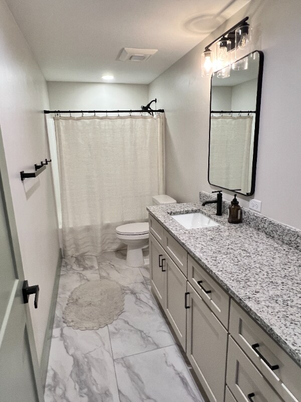 Foto del edificio - 420 W 18th St