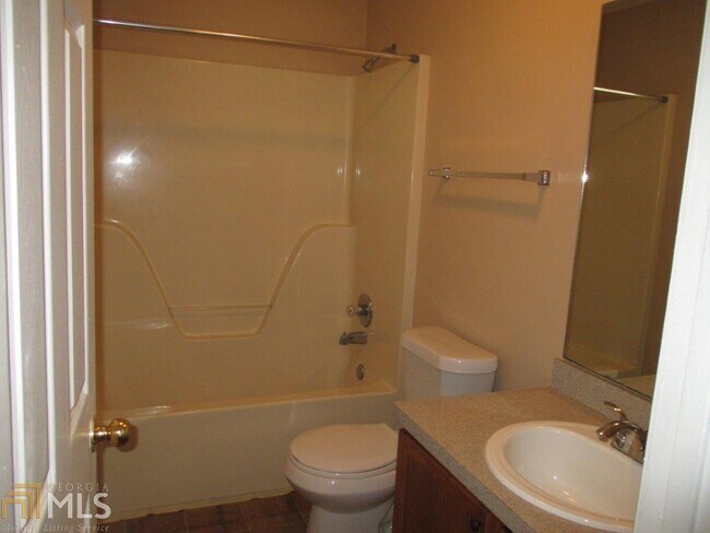 Building Photo - 6142 Geiger St NW