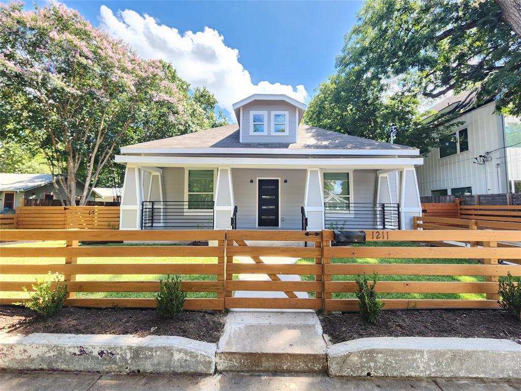 Foto principal - 1211 Willow St