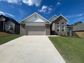 Building Photo - 1460 Overcup Oak Ln