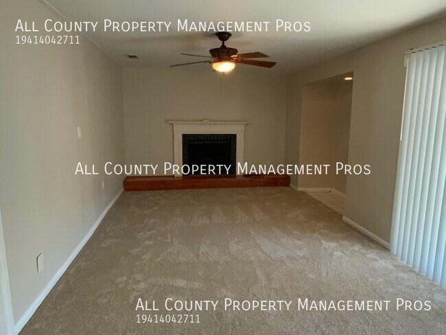 Building Photo - LARGE HOME TONS OF SPACE/ NEW CARPET AND P...