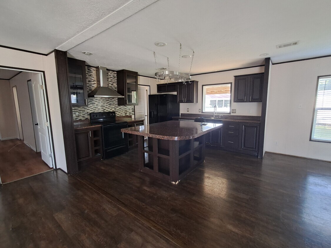 742 San Mateo Rd, Satsuma, FL 32189 House Rental in Satsuma, FL