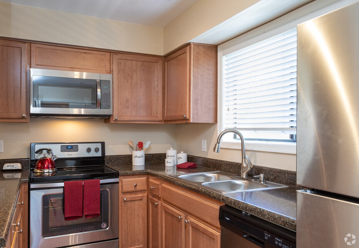 Edwards Mill Rentals in Raleigh at 4428 Mill Village Rd Raleigh, NC